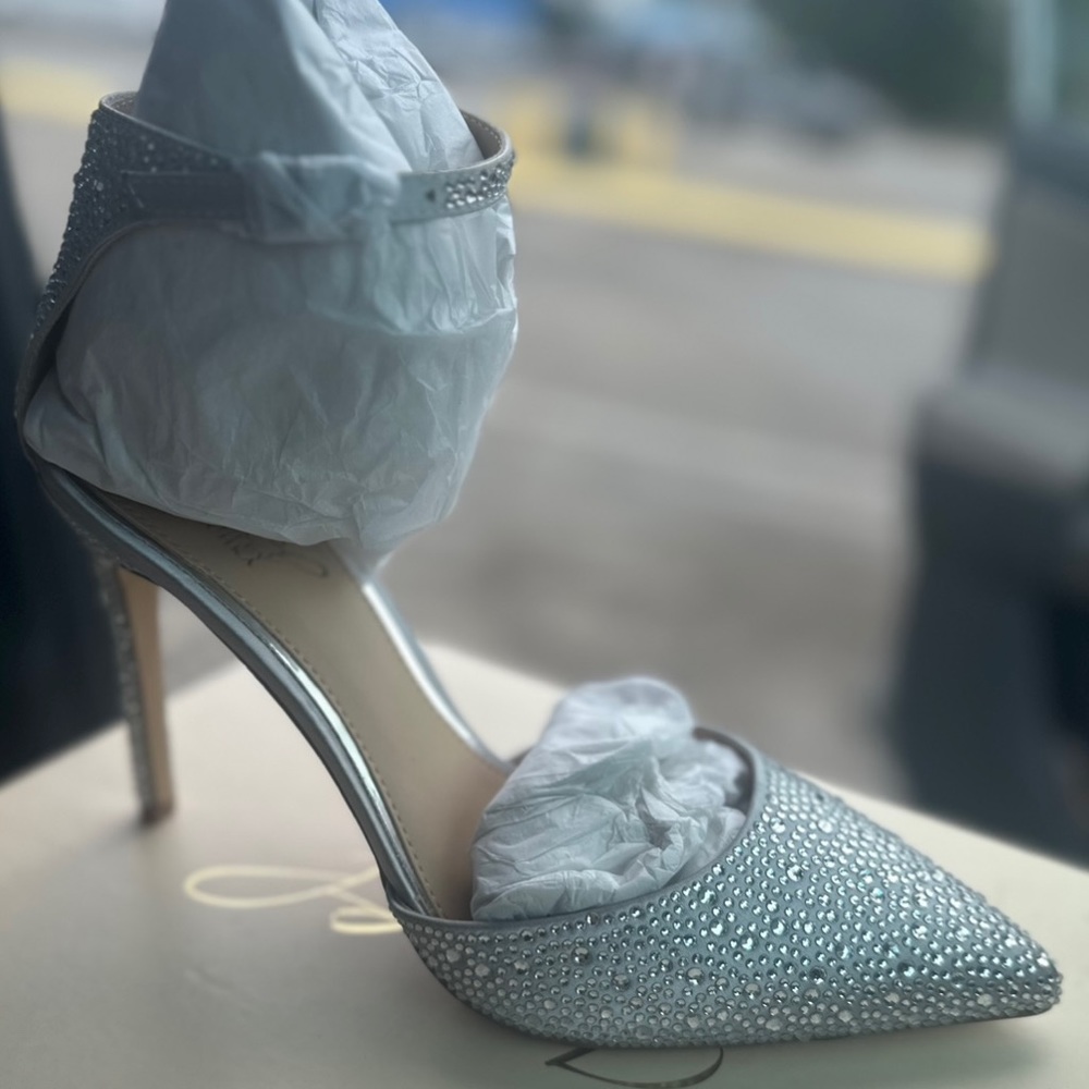 Silver Rhinestone Heels Pointed Toe Sparkly Glitter Shoe for Women Size 8 1/2